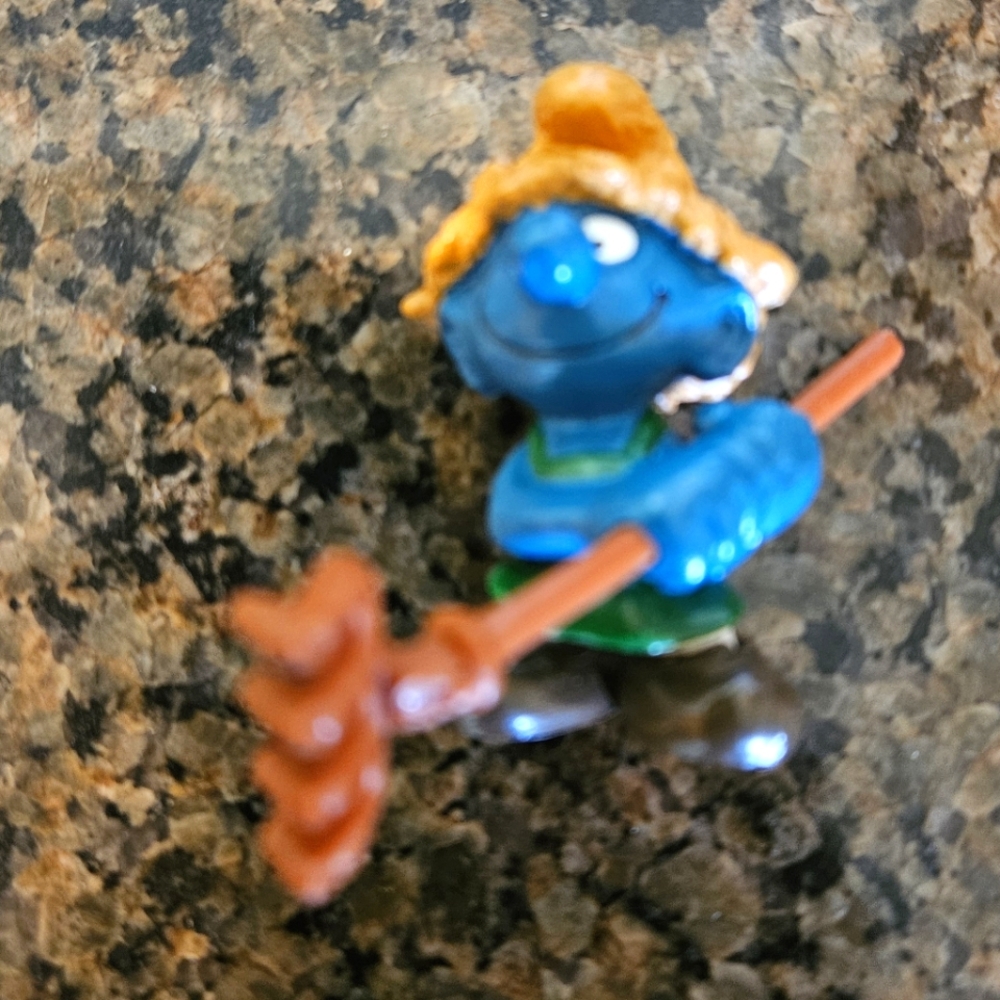 Set of 4 Smurfs - Picture 5 of 10